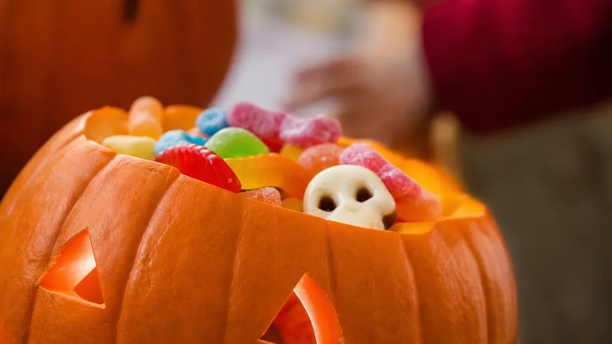 Halloween w Gdańsku z darmowym tramwajem i spacerem po epidemiach