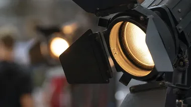 Trzy dni alternatywy na Elektryków. 3era stawia na premierę Szczyla