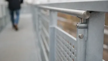 Pierwsze stalowe przęsło nowej kładki na Zaspie trafi nad al. Jana Pawła II