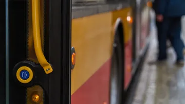 Trzy linie autobusowe zmienią trasę. Po dwóch godzinach wrócą na stały przebieg