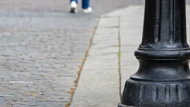 Dwa nowe chodniki w powiecie gdańskim. Jeden prowadzi nad jezioro