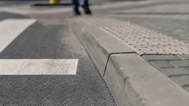 463 metry nowych chodników w powiecie gdańskim. Są też zmiany na drogach