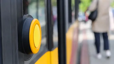 Duże zmiany w komunikacji miejskiej. Autobusy wracają na stałe trasy