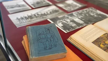 Pomnik Wandy Chotomskiej odsłonięty przy szkole w Lublewie Gdańskim