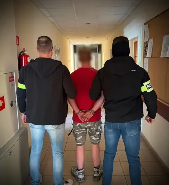 Zatrzymany 19-latek odpowie za usiłowanie rozboju - Wiadomości Policja Pomorska
