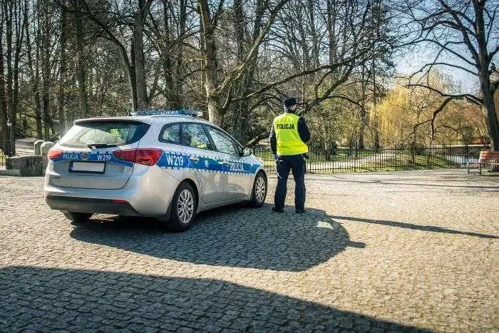 37-latek z Gdańska zatrzymany za zniszczenia i kradzieże warte 65 tys. zł