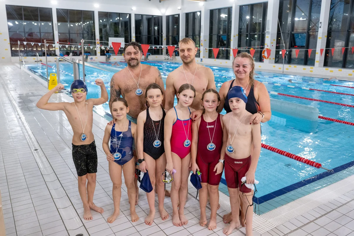 Grafika promocyjna wydarzenia Pływacki Ekiden 2026