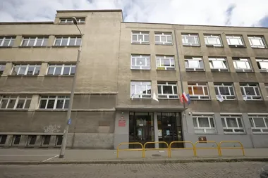 Grafika promocyjna wydarzenia 100-lecie Szkół Ekonomiczno-Handlowych w Gdańsku