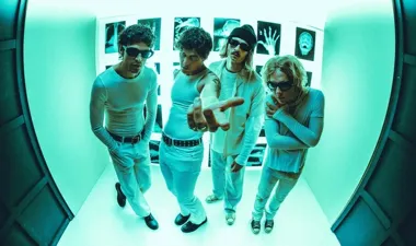 Grafika promocyjna wydarzenia LEAP w B90 Gdańsk — koncert 16 kwietnia 2026