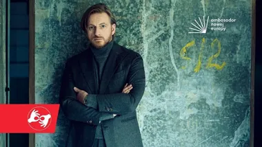 Grafika promocyjna wydarzenia Spotkanie ze Szczepanem Twardochem i gala nagrody Ambasador Nowej Europy