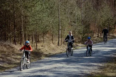 Grafika promocyjna wydarzenia Symboliczne ponowne otwarcie odnowionego szlaku rowerowego im. Wincentego Pola
