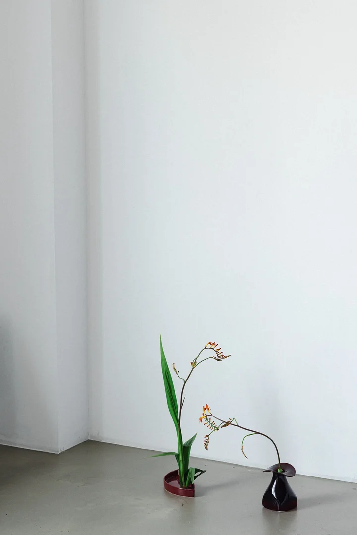 Grafika promocyjna wydarzenia Warsztaty Ikebany Gdańsk — wprowadzenie do japońskiej sztuki układania kwiatów