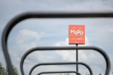 Mieszkańcy wybrali nowe stacje MEVO – rowery pojawiły się w Kokoszkach, Oruni i Osowie