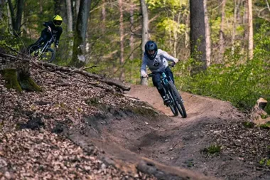 Po ciężkiej zimie leśny bikepark znów wypuszcza rowerzystów na trasy