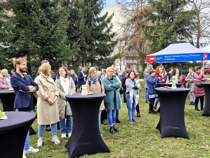 Podwieczorek Społeczny wraca do ogrodu. NGO porozmawiają o sieciach wsparcia
