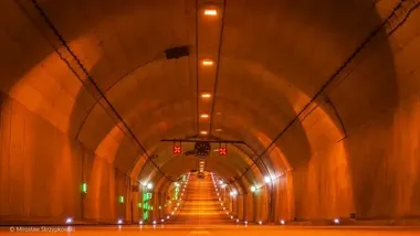 Dziesięć lat tunelu pod Martwą Wisłą pokazało, jak wiele pracy kryje się pod jezdnią