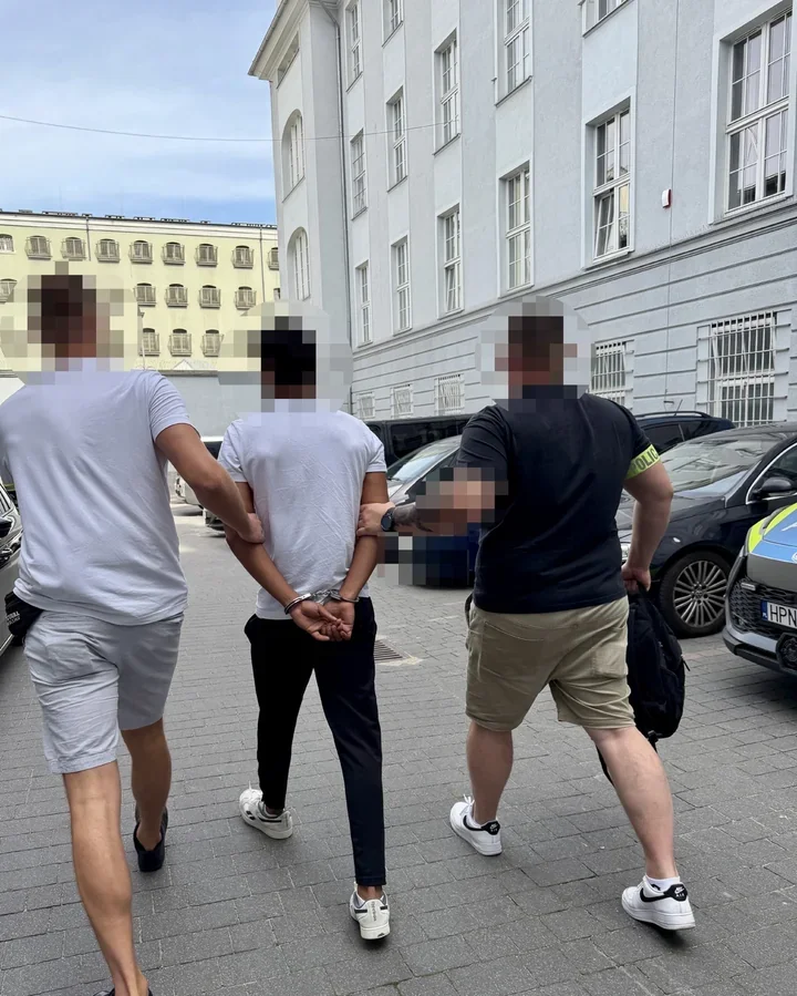 Poznał ją w aplikacji randkowej. Z mieszkania w Gdańsku zniknęła biżuteria za 50 tys. zł