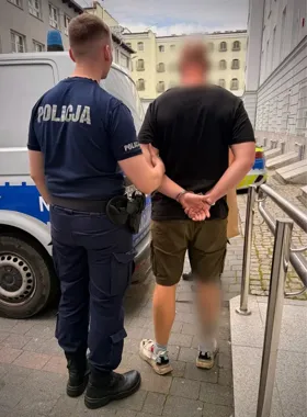 Prawie 9 kg narkotyków w przyczepie na Oruni - zatrzymano 29-latka