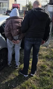 Nagranie z pustostanu ujawniło brutalne znęcanie się nad 15-latkiem