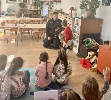 Policyjny pies i lekcja o hejcie - gdańskie szkoły dostały mocny sygnał