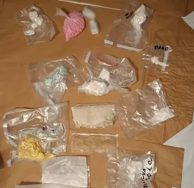 Zapach marihuany zdradził apartament - policjanci znaleźli narkotykową fortunę