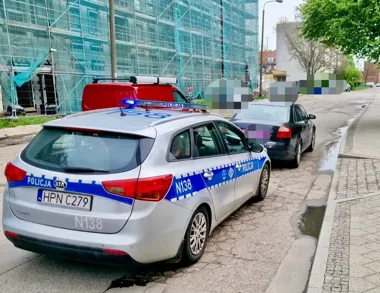 Ucieczka przed patrolem skończyła się aresztem i narkotykami w aucie