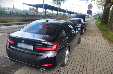 Gdańscy policjanci zatrzymali dwóch kierowców - jeden miał zakaz, drugi narkotyki