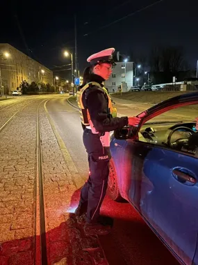 Pięciu kierowców wypadło z ruchu - jeden jechał na podrobionym prawie jazdy