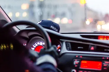 Świadek zatrzymał pijanego kierowcę - 56-latek miał prawie 2 promile