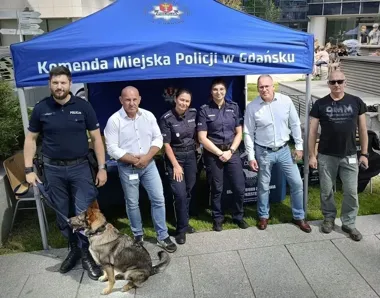 W Olivia Centre w Gdańsku pokazali, jak wygląda służba i wakacyjne zagrożenia