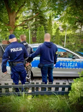 Trzej nastolatkowie grozili rodzinie w Gdańsku - jeden trafił do placówki