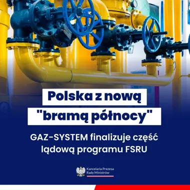 Fragment instalacji gazowej z żółtymi rurami i niebieskimi zaworami, ilustrujący informację o finalizowaniu przez GAZ-SYSTEM lądowej części programu FSRU.