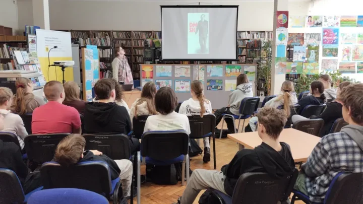 Gra o niepodległość – młodzi z SP nr 2 poznawali twórców wolnej Polski