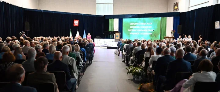 Czersk rozpoczął jubileusz od sesji i ważnego gestu Rady Miejskiej