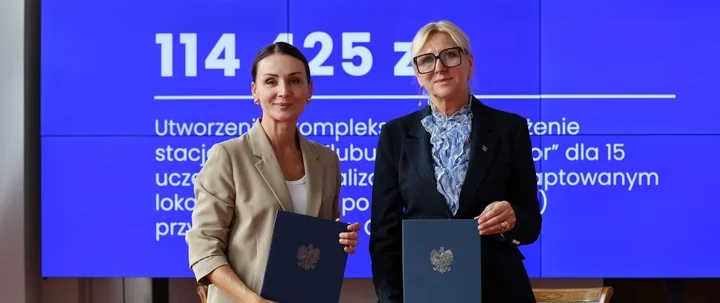 Dwie gminy dostaną pieniądze na kluby seniora. Umowy już podpisano
