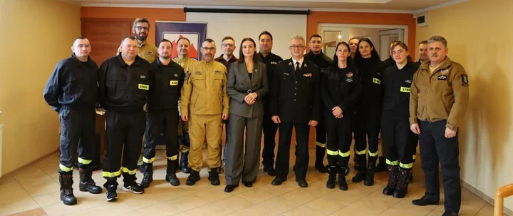 Gogle zamiast teorii – jak VR w praktyce uczy opanowania kryzysu i pierwszej pomocy