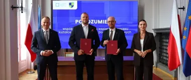 Uczniowie poznają pracę stoczni wojennej. Jest porozumienie z kuratorium