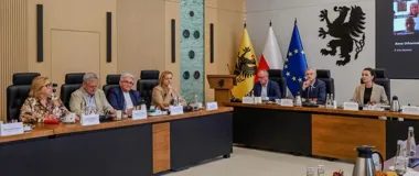 Starzenie społeczeństwa na pierwszym planie. Pomorskie liczy coraz więcej seniorów
