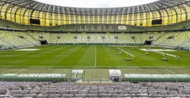 25 pojazdów przy stadionie. ZTM wzmocni trzy linie