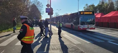 Cmentarze bliżej niż zwykle. ZTM zmienia kursy na Wszystkich Świętych